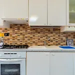 Casa Aurora Luxury Apartament Giuggianello