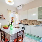 Daire Casa Aurora Luxury Giuggianello